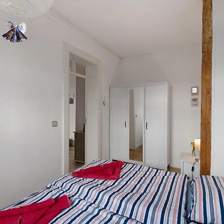 Elisabeth Apartment *